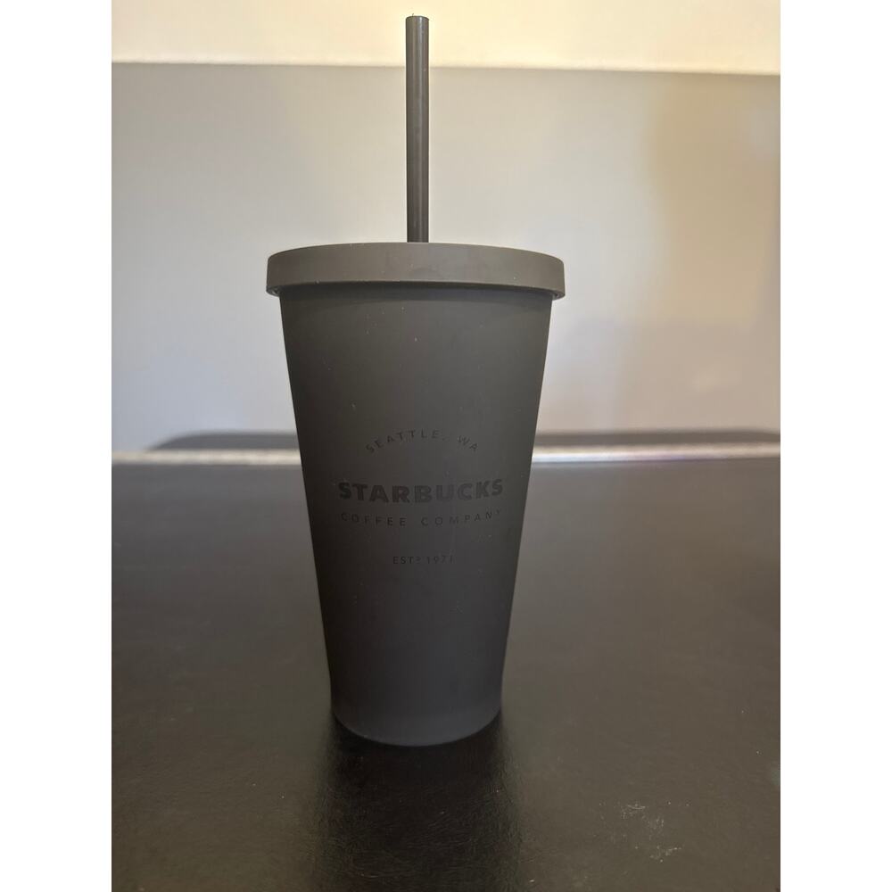 Starbucks Matte Black Cold Cup Tumbler Acrylic 16 oz Tumbler Seattle WA.